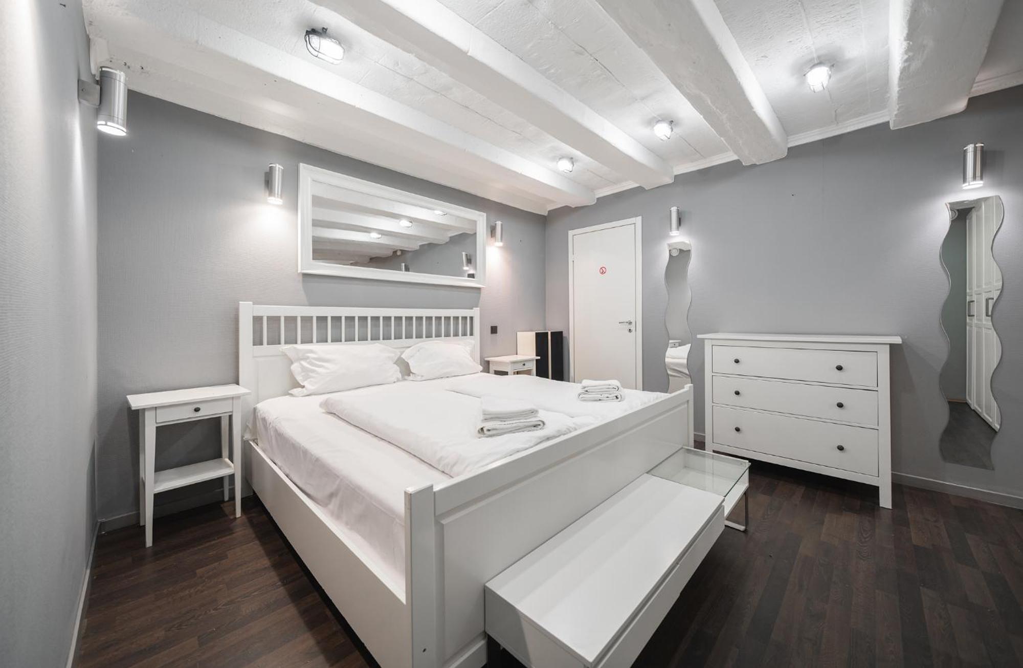 Islandijos Self Check-In Basement Apartments 빌뉴스 외부 사진